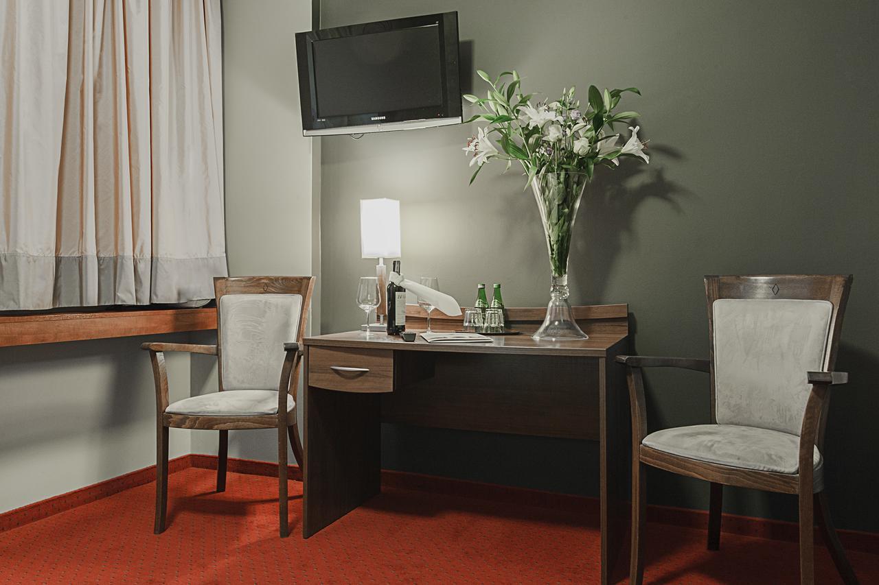 M Hotel Лодзь Екстер'єр фото