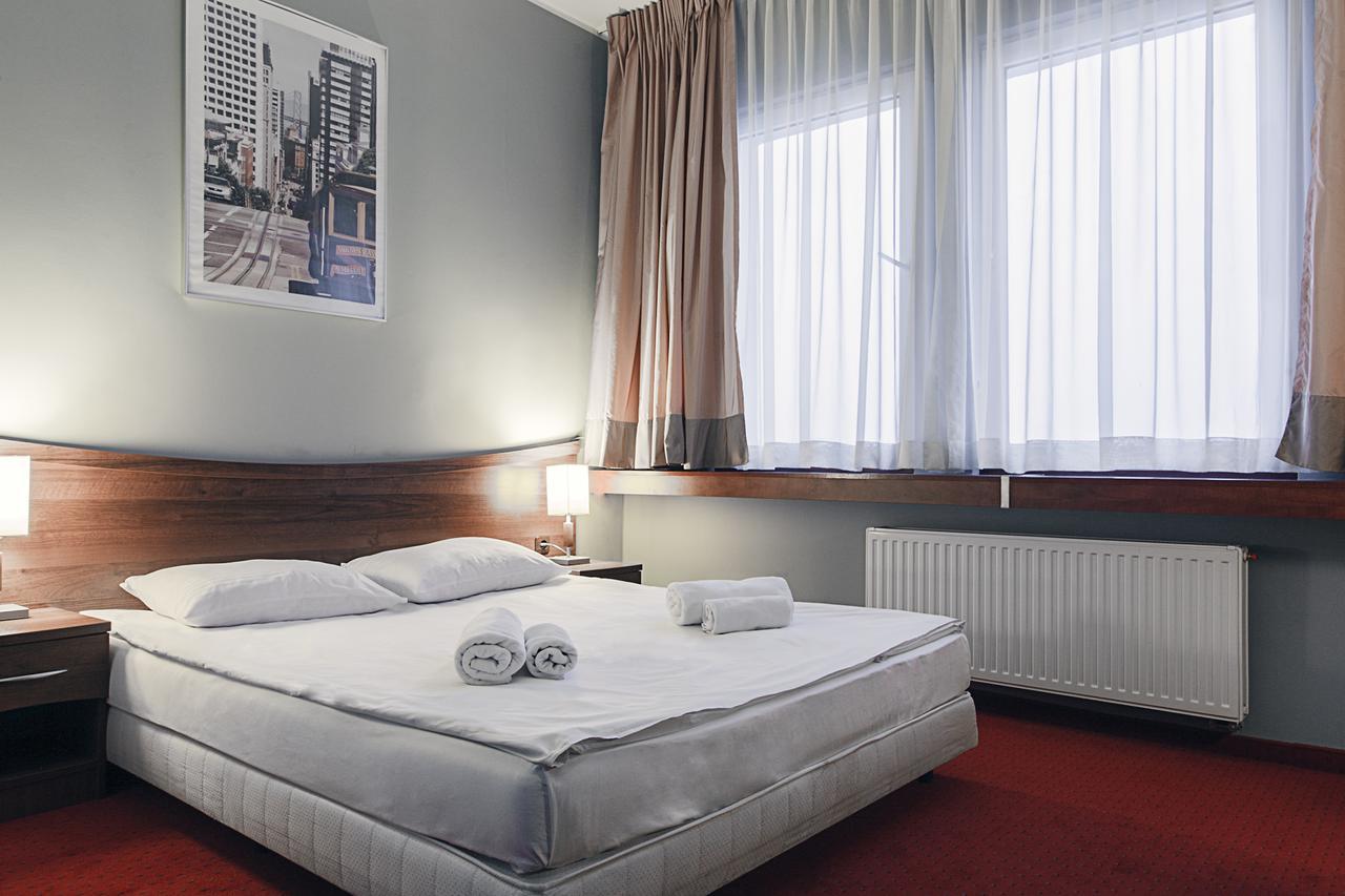 M Hotel Лодзь Екстер'єр фото