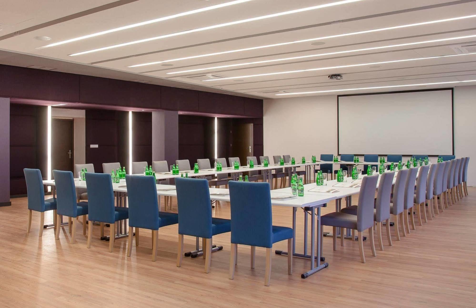 M Hotel Лодзь Екстер'єр фото