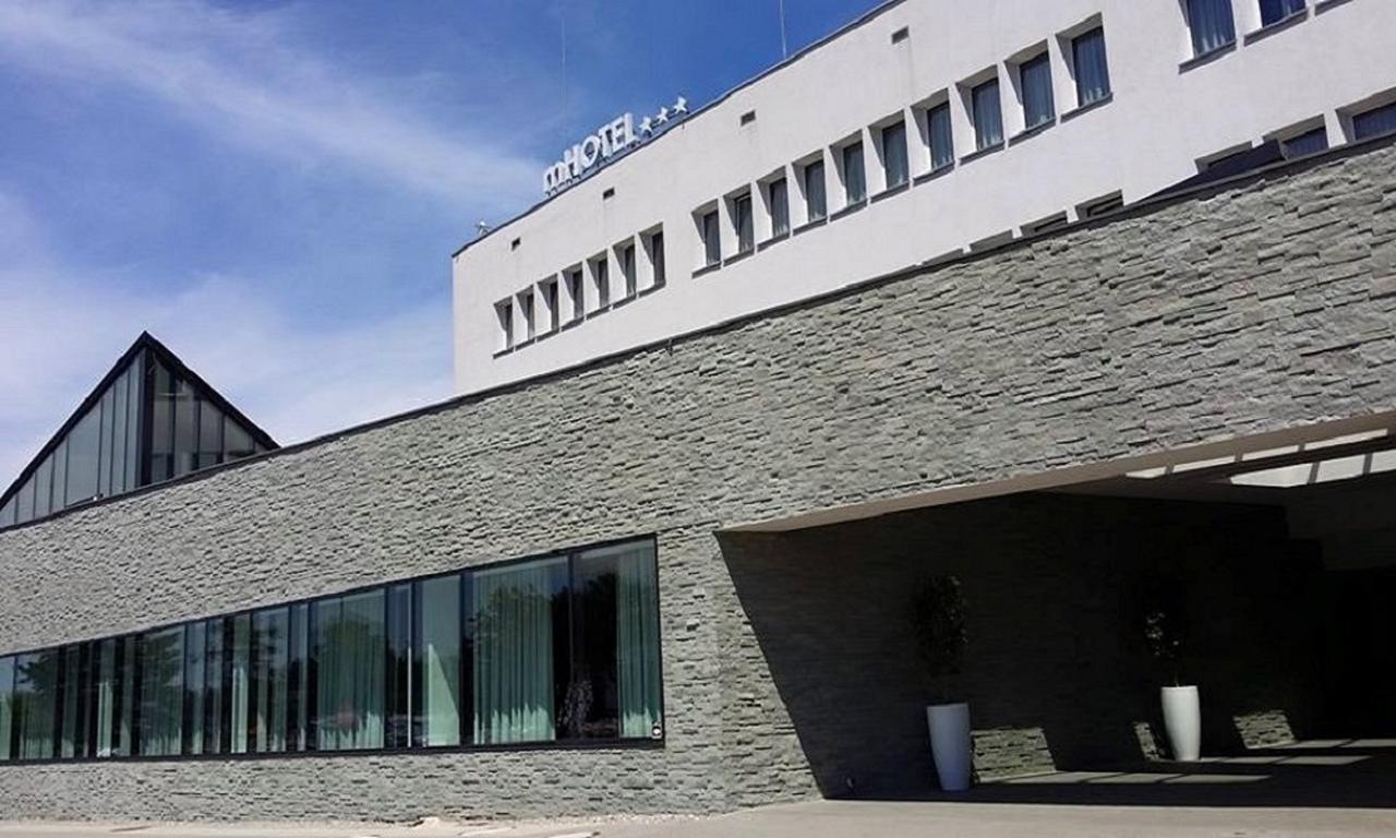 M Hotel Лодзь Екстер'єр фото